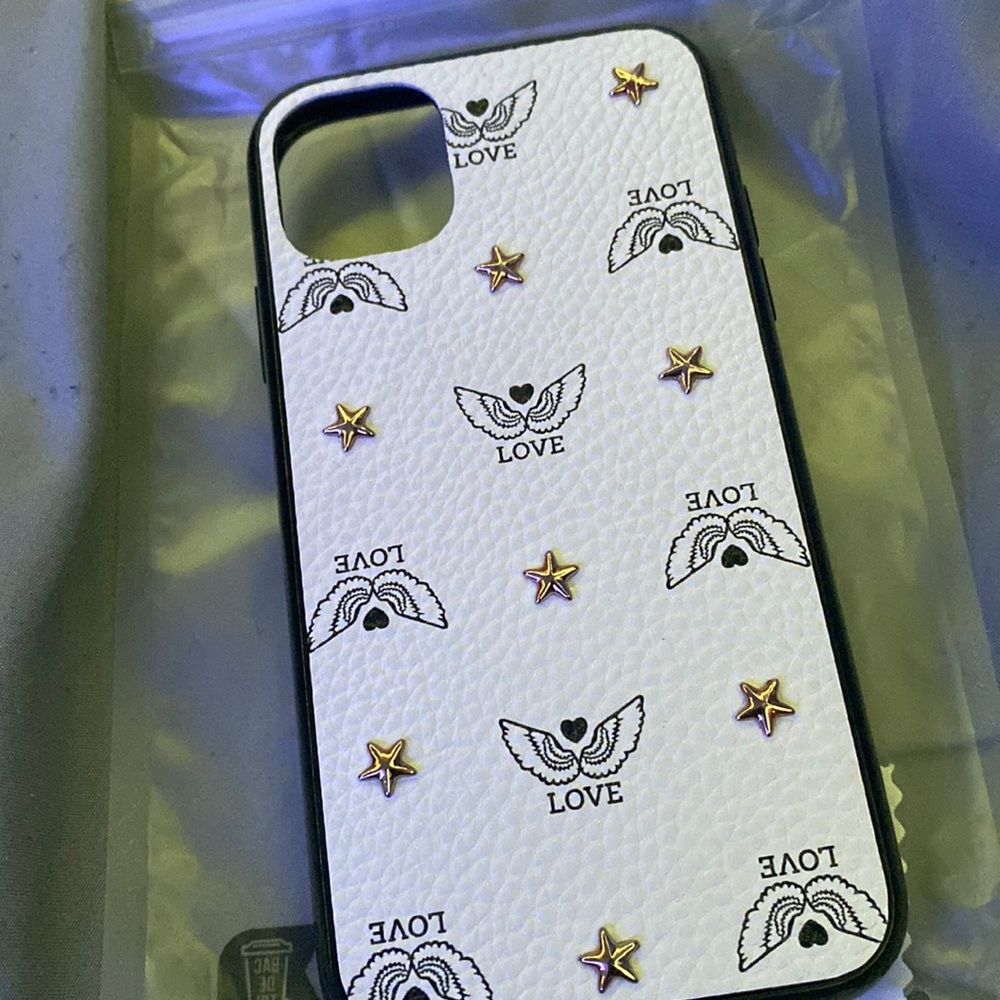 iPhone 11 case from Claire’s